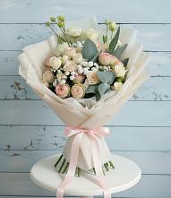 Букет цветов из:  Розы и Лизиантусы в Мишутино
