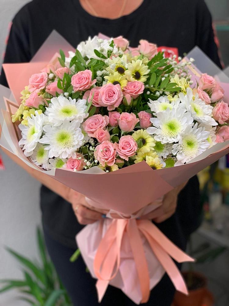 Букет цветов из: Розы и Хризантемы в Мишутино
