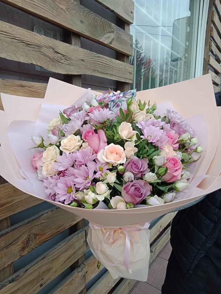 Букет цветов из: Розы и Хризантемы в Мишутино