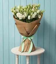 Букет цветов из:  Лизиантусы в Мишутино