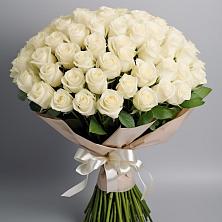 Букет 101 беля роза Белоснежка в Мишутино