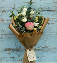 Букет цветов из:  Розы и Лизиантусы в Мишутино