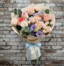Букет цветов из:  Розы, Лизиантусы и Гвоздики в Мишутино
